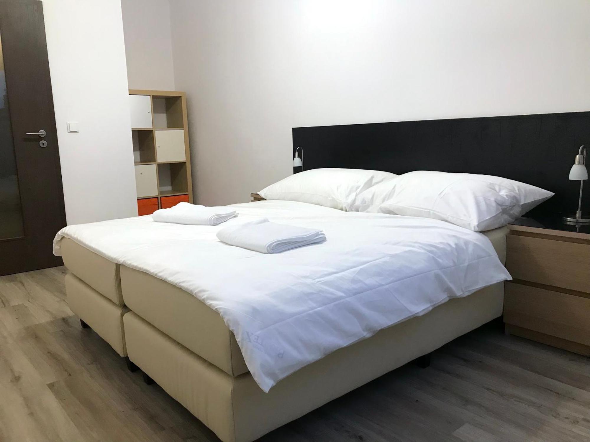 Valentine'S National Museum Apartments Прага Стая снимка